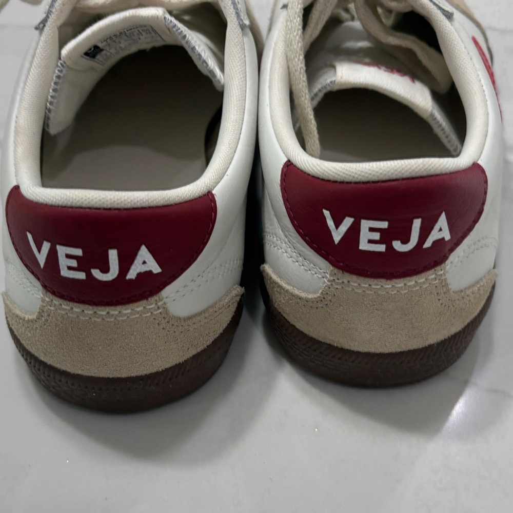 Veja Women's White Cream Burgundy Red Sneakers - Picture 7 of 11